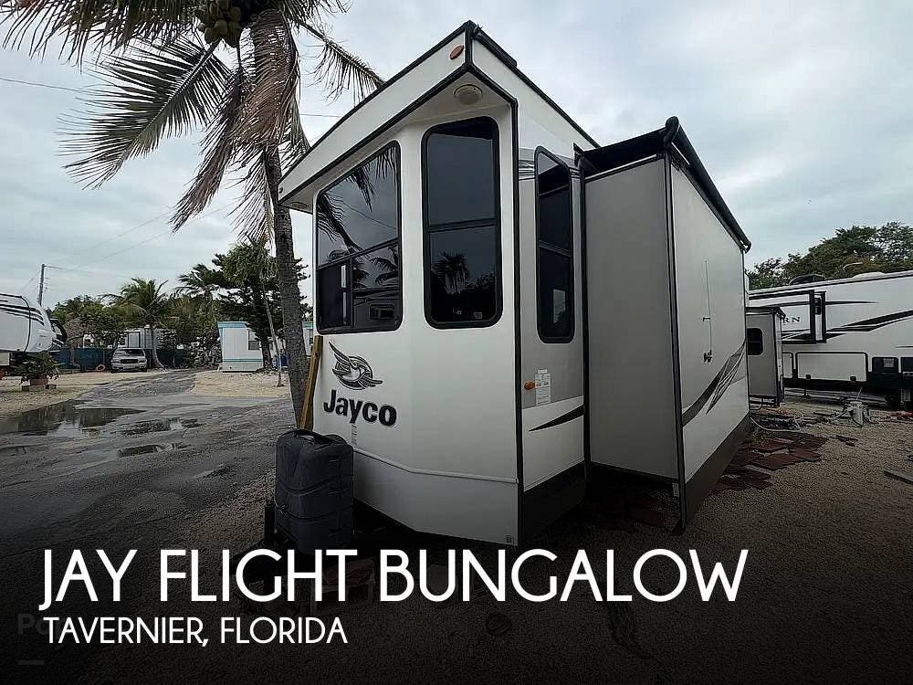 Used 2019  Jayco Jay Flight Bungalow 40LOFT by Jayco from Pop RVs in Tavernier, FL