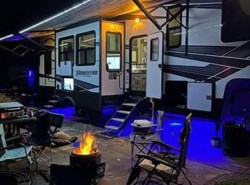 Used 2019 Grand Design Momentum 351M available in Aydlett, North Carolina