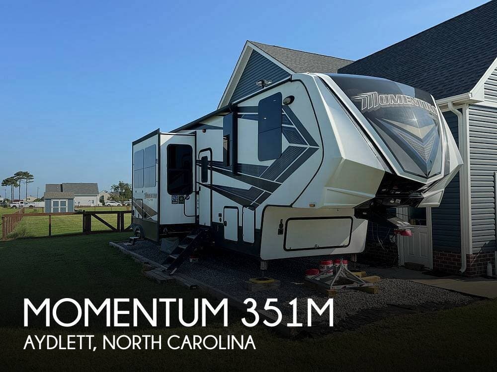 Used 2019  Grand Design Momentum 351M by Grand Design from Pop RVs in Aydlett, NC