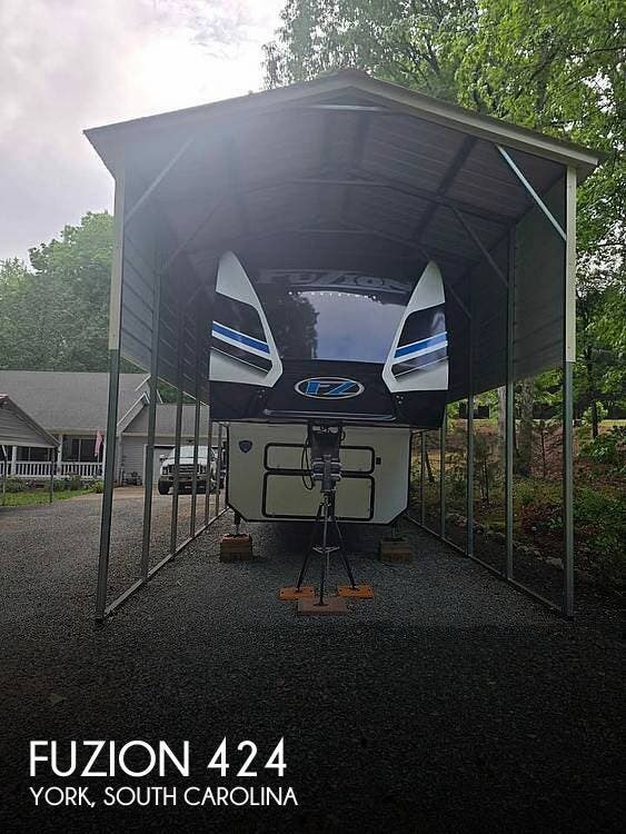 Used 2023 Keystone Fuzion 424 available in York, South Carolina