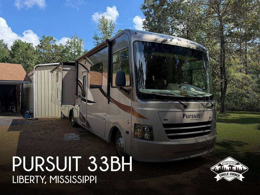 Used 2016  Coachmen Pursuit 33BH by Coachmen from Pop RVs in Liberty, MS