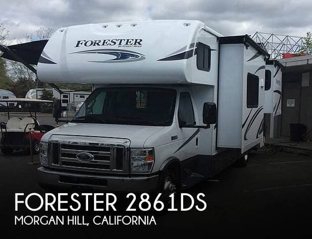 Used 2018  Forest River Forester 2861DS by Forest River from Pop RVs in Morgan Hill, CA