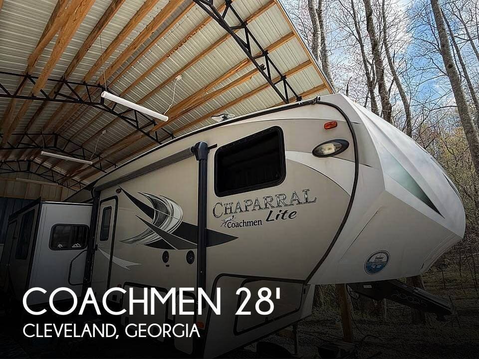 Used 2019  Coachmen Chaparral Lite Coachmen  285RLS by Coachmen from Pop RVs in Cleveland, GA