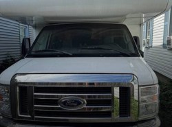 Used 2020 Winnebago Minnie Winnie 325AR available in West Haven, Connecticut