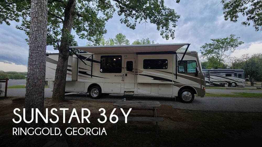Used 2015  Itasca Sunstar 36Y by Itasca from Pop RVs in Ringgold, GA