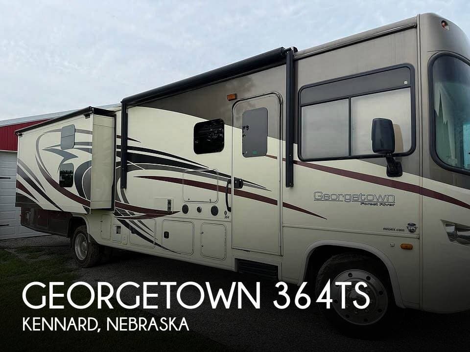 Used 2016  Forest River Georgetown 364TS by Forest River from Pop RVs in Kennard, NE