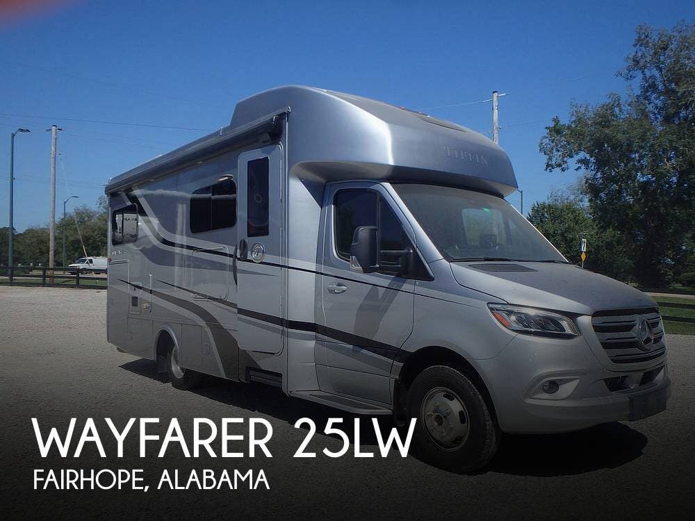 Used 2021  Tiffin Wayfarer 25LW by Tiffin from Pop RVs in Fairhope, AL