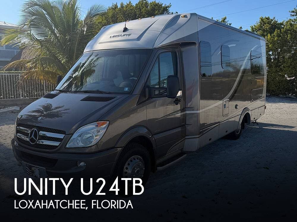 Used 2013 Leisure Travel Unity U24TB available in Loxahatchee, Florida