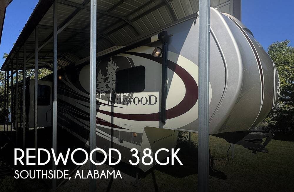 Used 2015  CrossRoads Redwood 38GK by CrossRoads from Pop RVs in Southside, AL