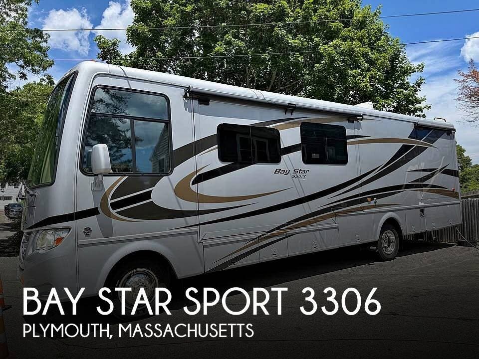 Used 2015  Newmar Bay Star Sport 3306 by Newmar from Pop RVs in Plymouth, MA