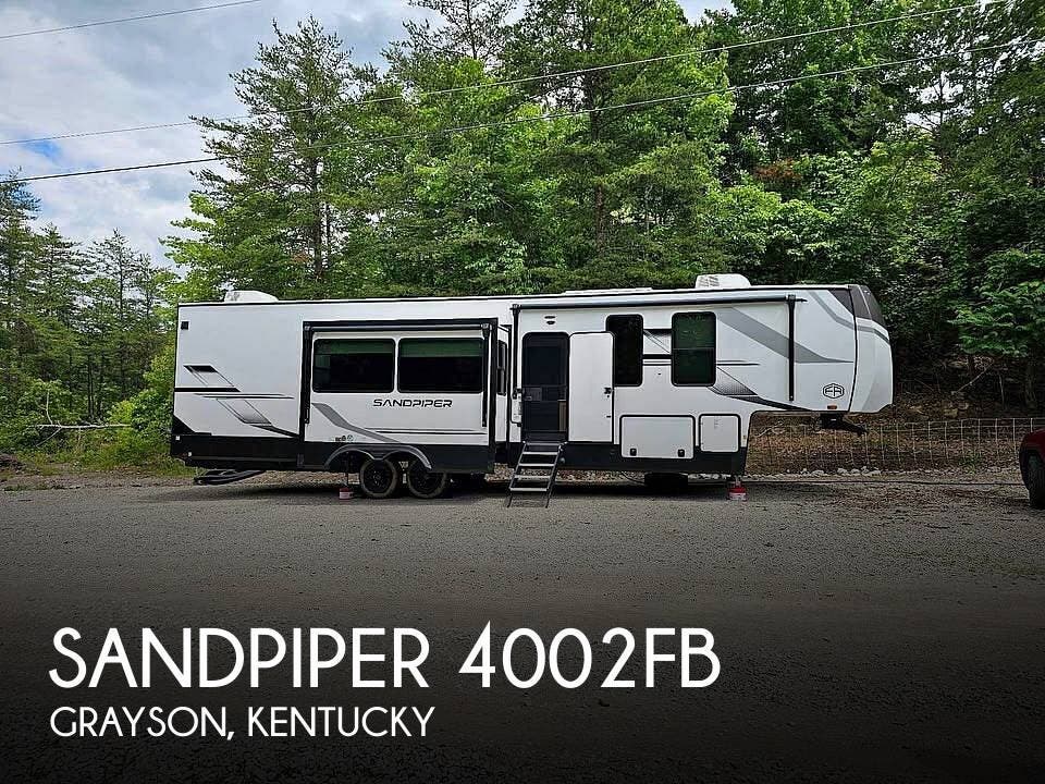 Used 2025  Forest River Sandpiper 4002FB by Forest River from Pop RVs in Grayson, KY
