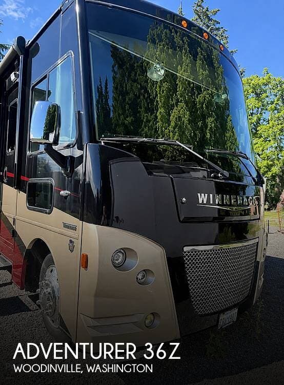 Used 2019  Winnebago Adventurer 36Z by Winnebago from Pop RVs in Woodinville, WA