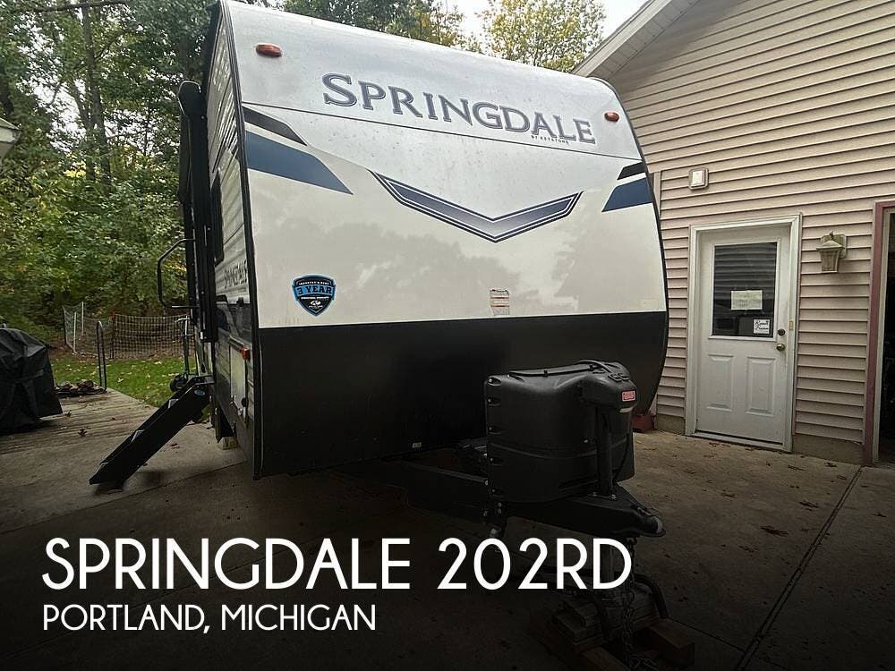Used 2022  Keystone Springdale 202RD by Keystone from Pop RVs in Portland, MI