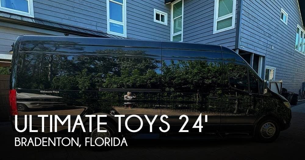 Used 2024  Ultimate Toys Ultimate Coach  by Ultimate Toys from Pop RVs in Bradenton, FL