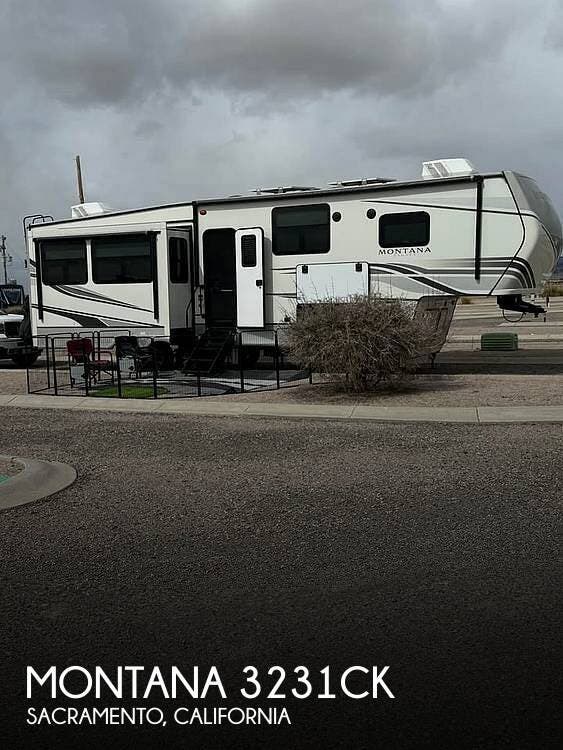 Used 2022  Keystone Montana 3231CK by Keystone from Pop RVs in Sacramento, CA