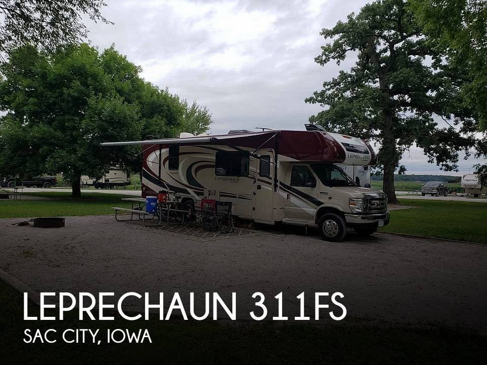 Used 2019  Coachmen Leprechaun 311FS by Coachmen from Pop RVs in Sac City, IA