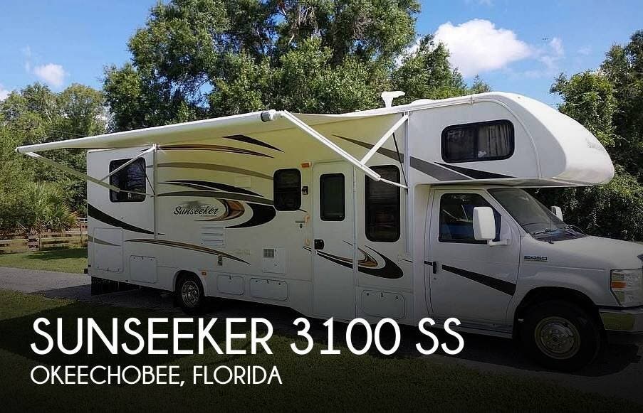 Used 2015  Forest River Sunseeker 3100 SS by Forest River from Pop RVs in Okeechobee, FL
