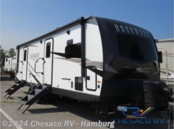 Used 2023 Forest River Rockwood Ultra Lite 2608BS available in Hamburg, Pennsylvania