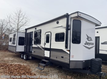 Used 2022 Jayco Jay Flight Bungalow 40RLTS available in Williamstown, New Jersey