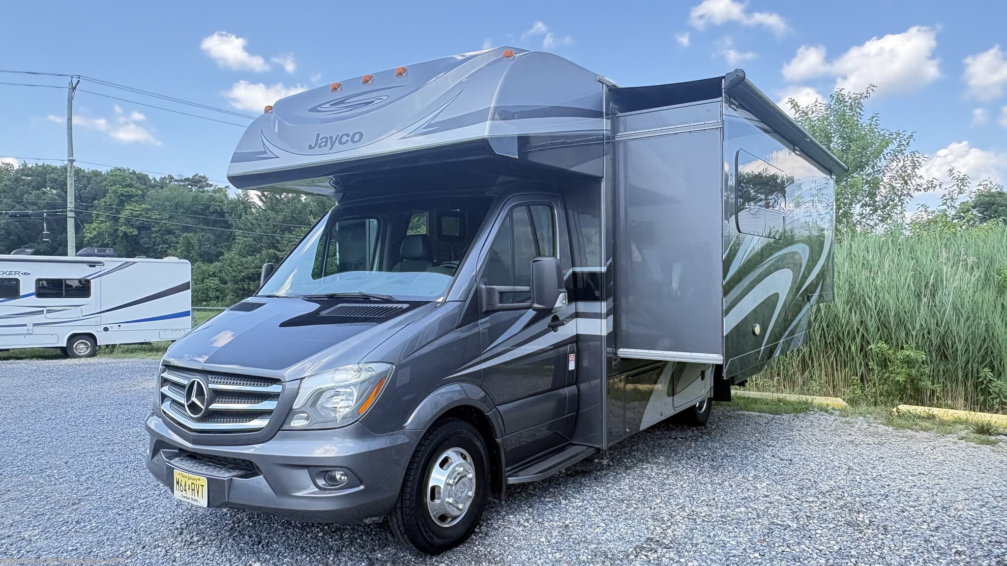 Used 2018 Jayco Melbourne 24L available in Williamstown, New Jersey