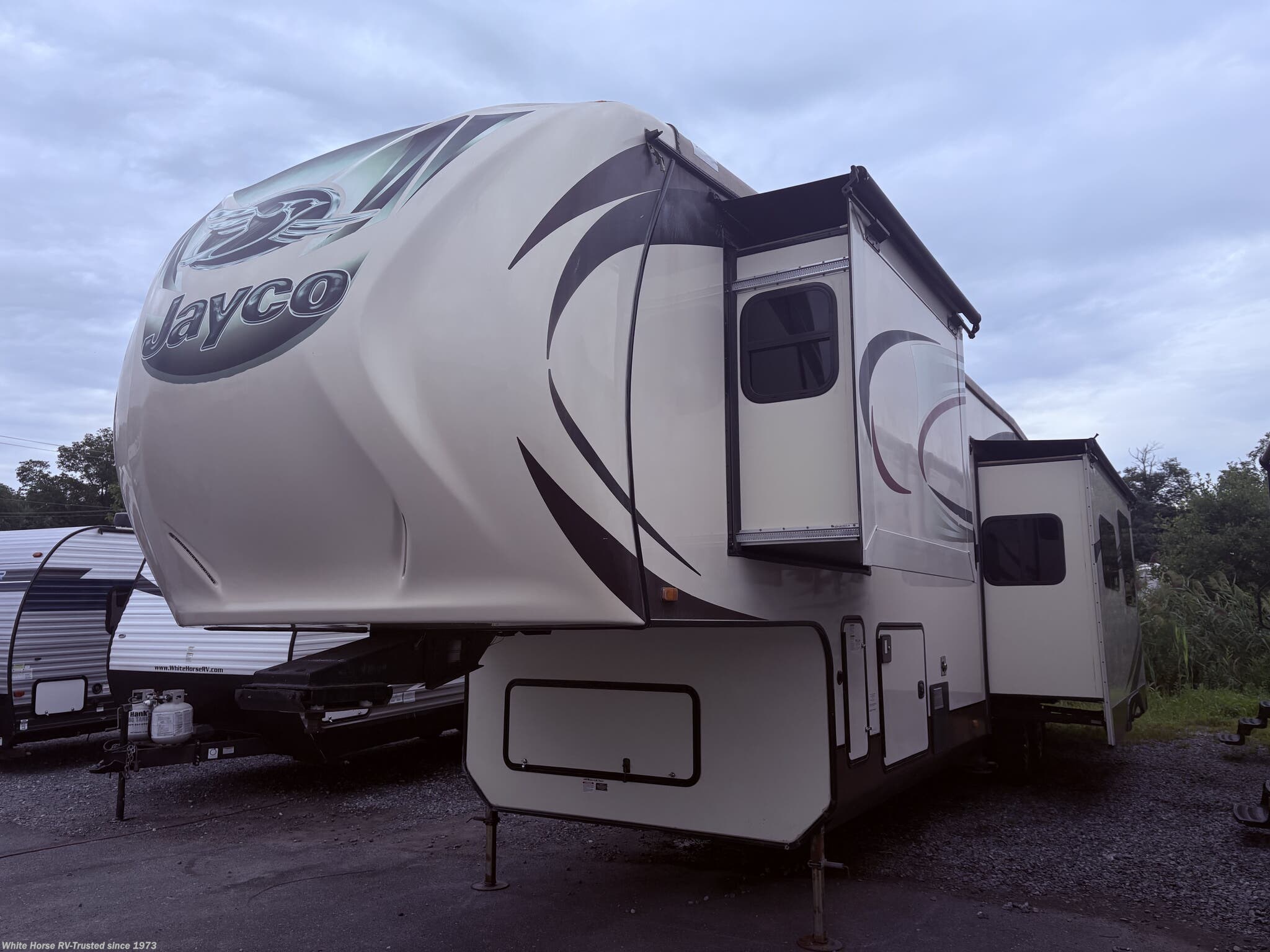 Used 2015 Jayco Eagle Premier 375BHFS available in Williamstown, New Jersey