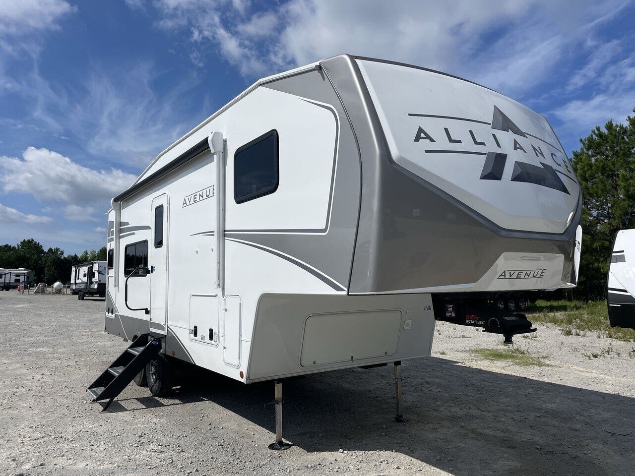 2026 Alliance RV Avenue All-Access 23ML