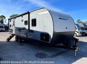 Used 2020 Venture RV Stratus 281VBH available in Bradenton, Florida