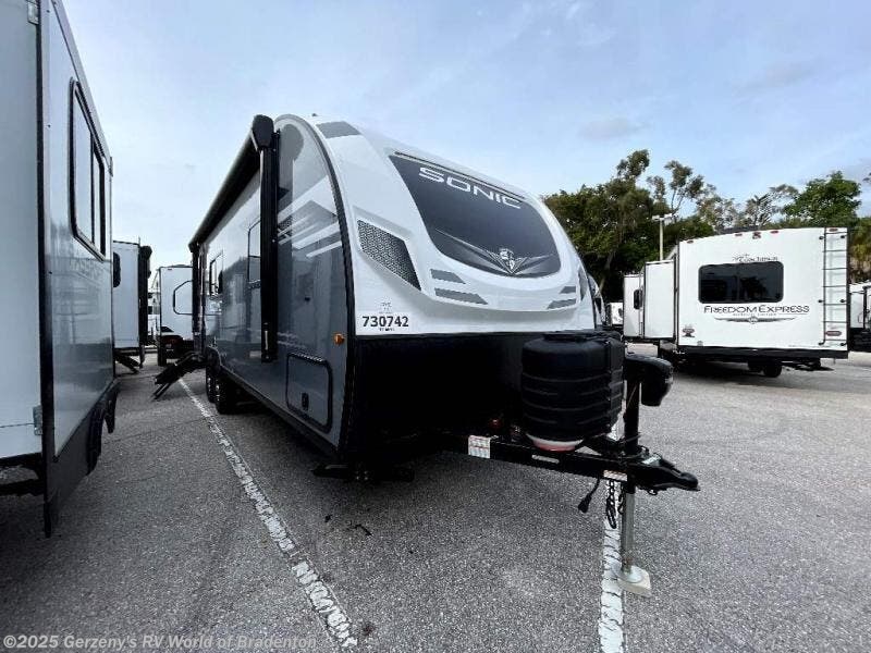 Used 2024 Venture RV Sonic SN231VRK available in Bradenton, Florida