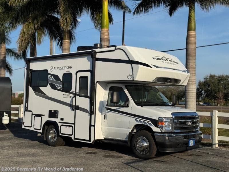 New 2026 Forest River Sunseeker 1950LE available in Bradenton, Florida