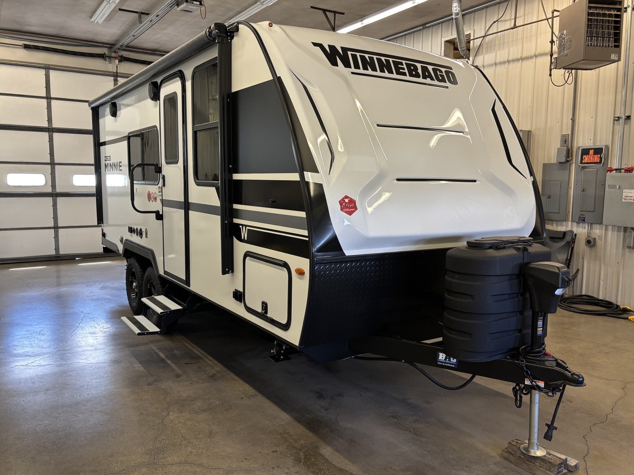 New 2025 Winnebago Micro Minnie 2108FBS available in Rockford, Illinois