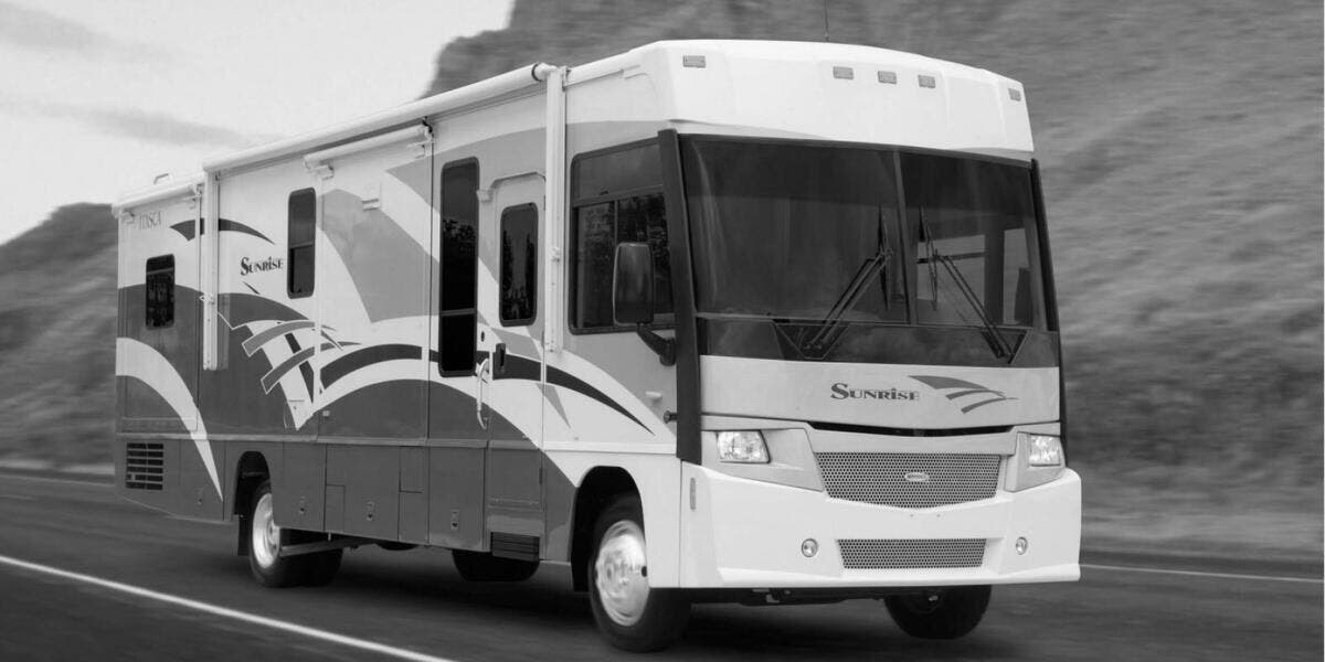 Used 2007 Winnebago  Itasca Sunrise 35A available in Rockford, Illinois