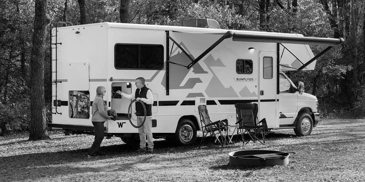 New 2027 Winnebago Sunflyer 24GG available in Rockford, Illinois