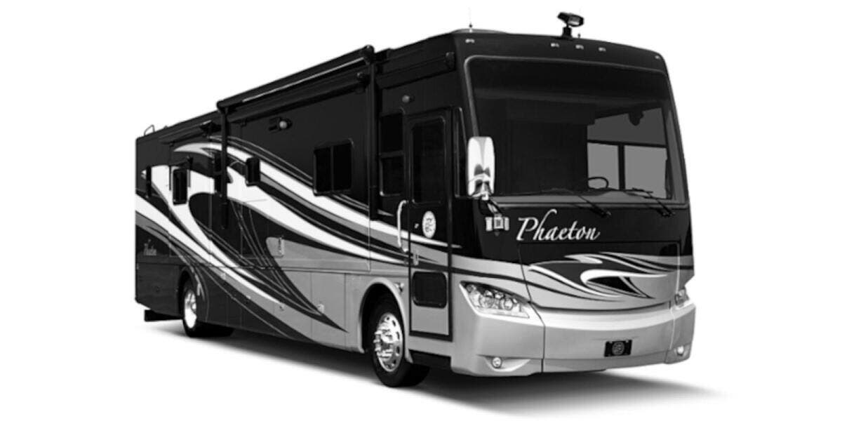 Used 2013 Tiffin Phaeton 36QSH available in Rockford, Illinois