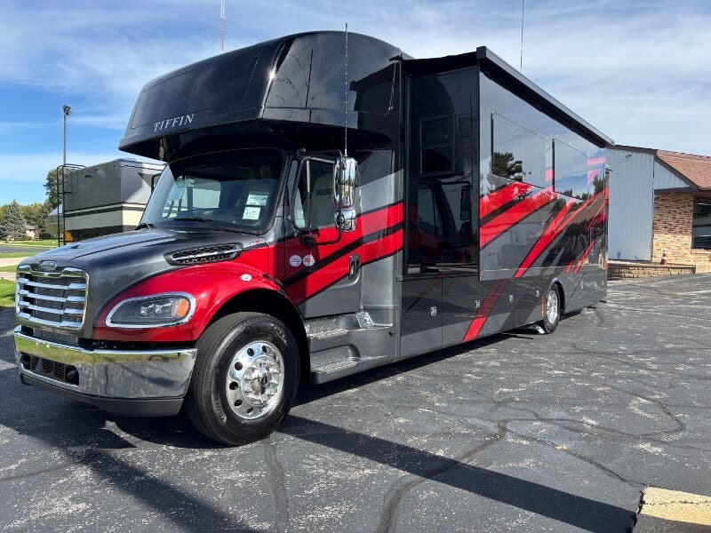New 2027 Tiffin Allegro Bay Tiffin  Super C 38AB available in Rockford, Illinois