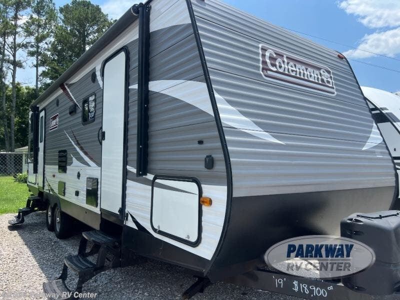 Used 2019 Coleman  Lantern Series 285BH available in Ringgold, Georgia