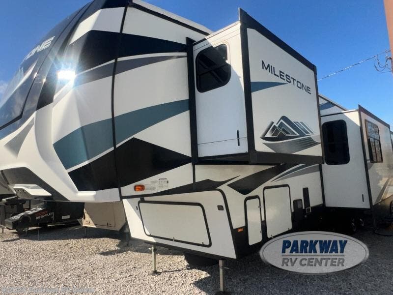 Used 2022 Heartland Milestone 386BH available in Ringgold, Georgia