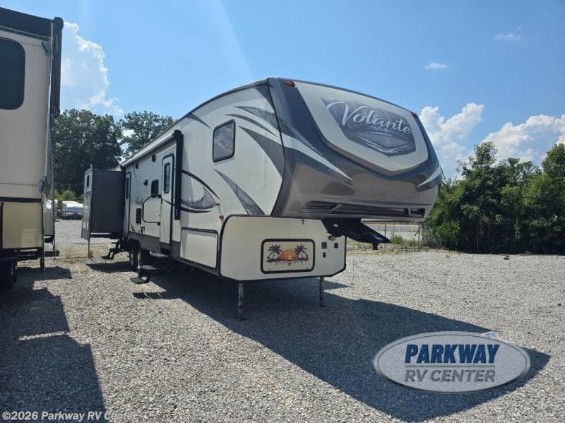 Used 2018  CrossRoads Volante 360DB by CrossRoads from Parkway RV Center in Ringgold, GA