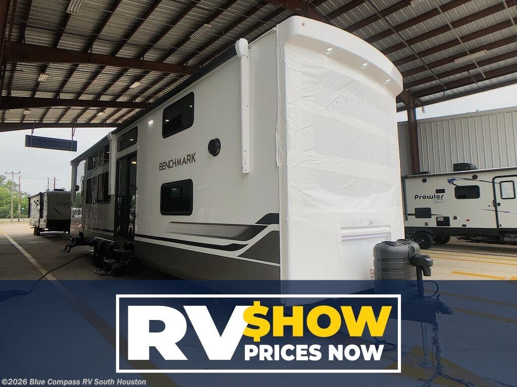 New 2025 Alliance RV Benchmark 44LFT available in Alvin, Texas