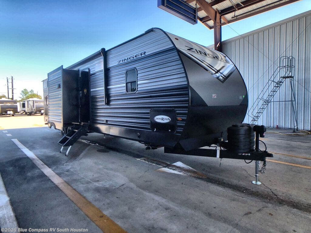 New 2026 CrossRoads Zinger 331BH available in Alvin, Texas