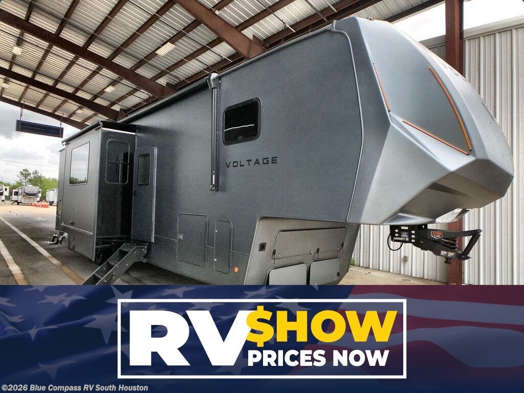New 2026 Dutchmen Voltage V-Series 3850 available in Alvin, Texas