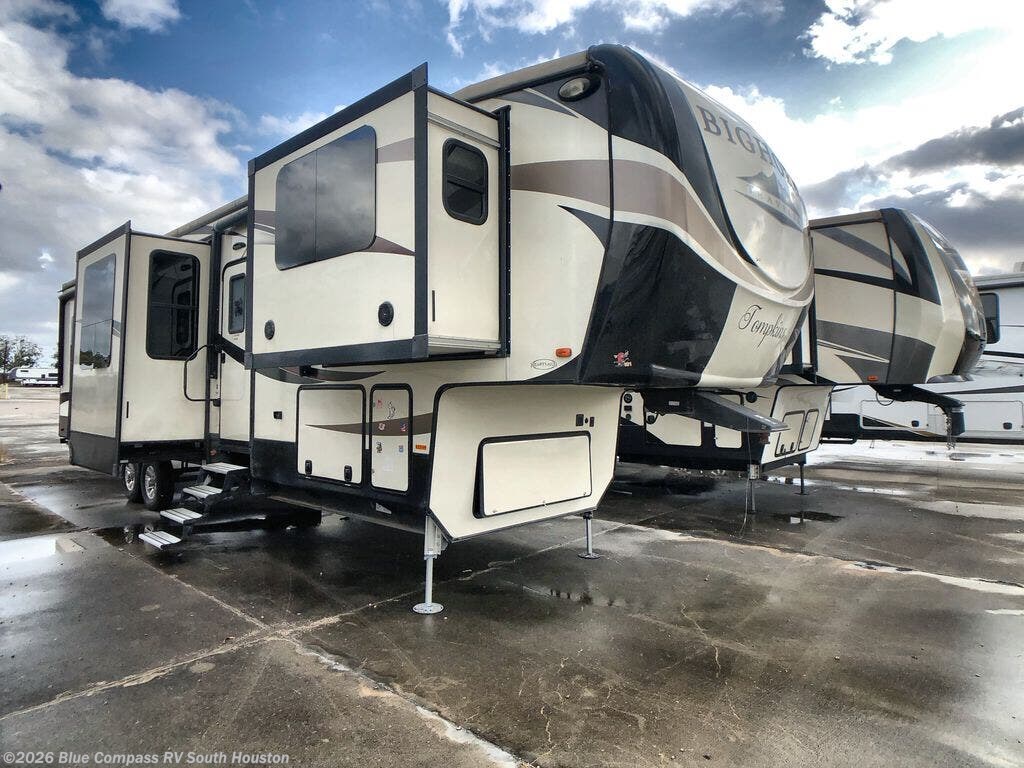 Used 2018 Heartland Bighorn 3950FL available in Alvin, Texas