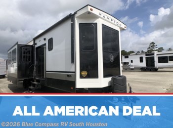 Used 2023 CrossRoads Hampton 378DBB available in Alvin, Texas
