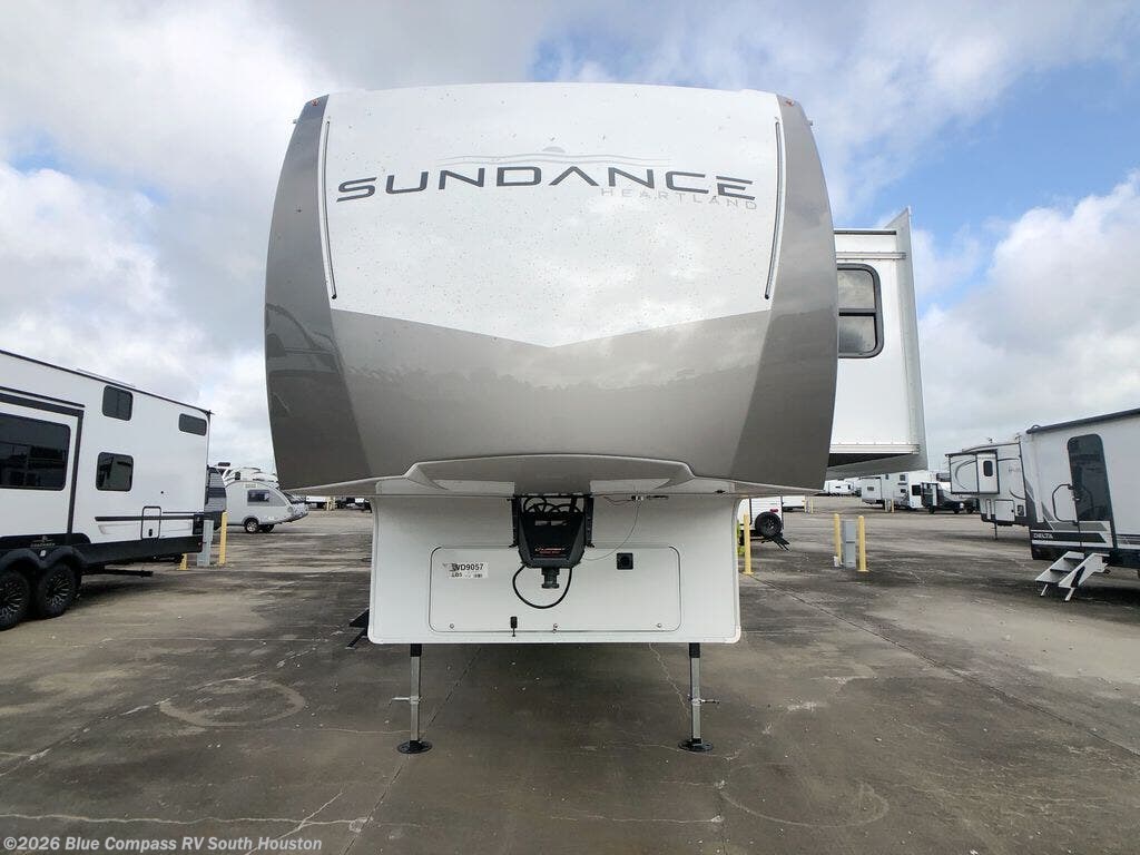 New 2027 Heartland Sundance 32RLBS available in Alvin, Texas