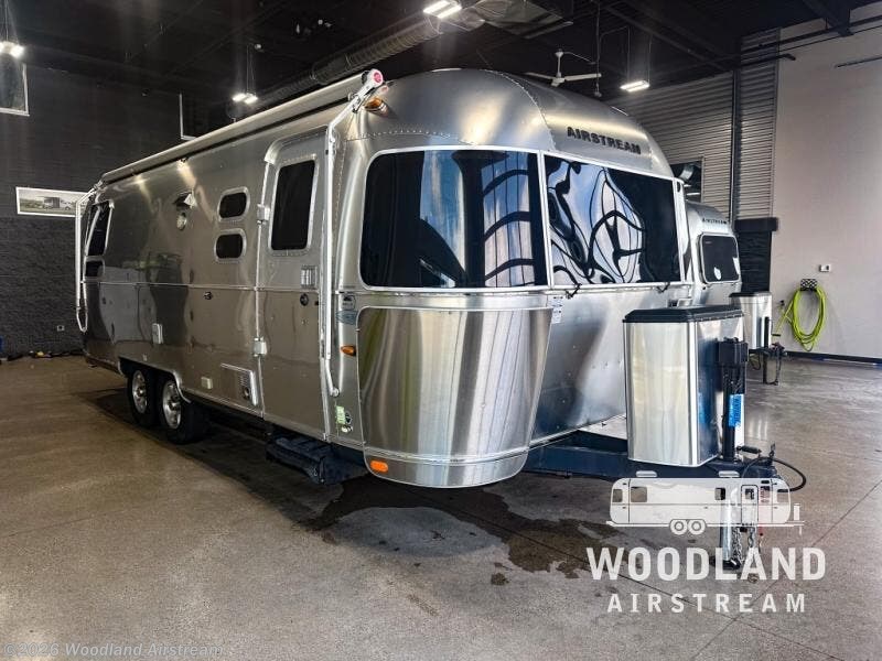 Used 2015 Airstream Flying Cloud 25 RB available in Grand Rapids, Michigan