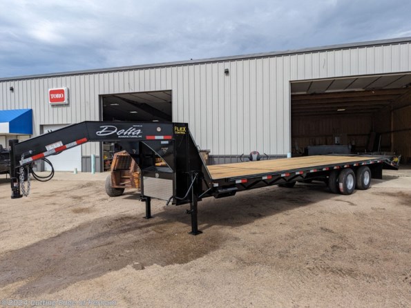 2024 Delta 32' gooseneck flatbed available in Perham, MN