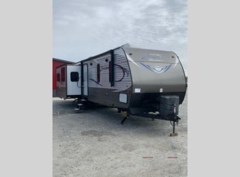 Used 2018 CrossRoads Zinger 34RS available in Bunker Hill, Indiana