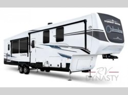 New 2025 Palomino Columbus 383RLH available in Bunker Hill, Indiana