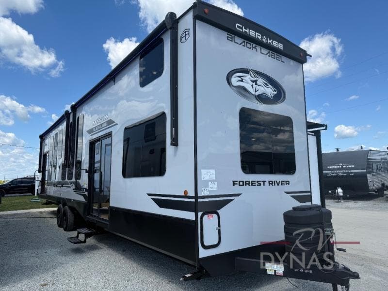New 2026 Forest River Cherokee Timberwolf Black Label 39ALBL available in Bunker Hill, Indiana