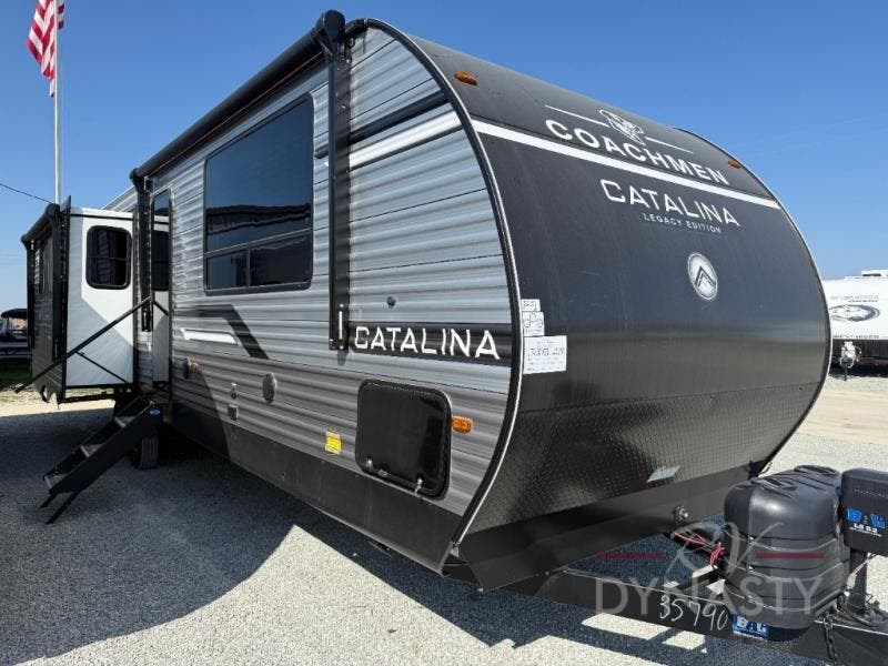 New 2026 Coachmen Catalina Legacy Edition 323MAZE available in Bunker Hill, Indiana