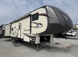 Used 2018 Forest River Wildwood Heritage Glen 356QB available in Bunker Hill, Indiana
